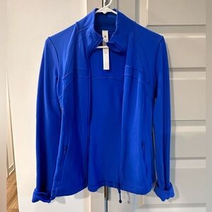 Define jacket Nulu size 4